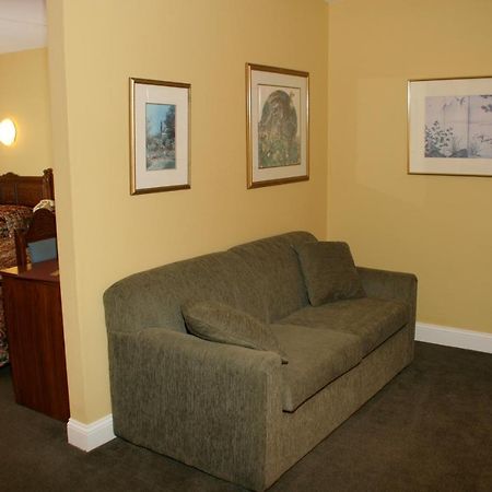 Cape Cod Irish Village South Yarmouth Room photo